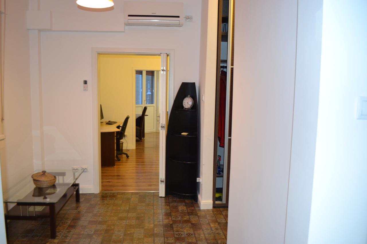 Victoria Plaza Two Bdr Apt Apartment Букурещ Екстериор снимка