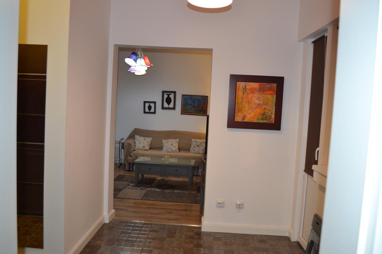 Victoria Plaza Two Bdr Apt Apartment Букурещ Екстериор снимка